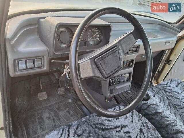 Бежевий Москвич/АЗЛК 2140, об'ємом двигуна 1.5 л та пробігом 137 тис. км за 726 $, фото 6 на Automoto.ua