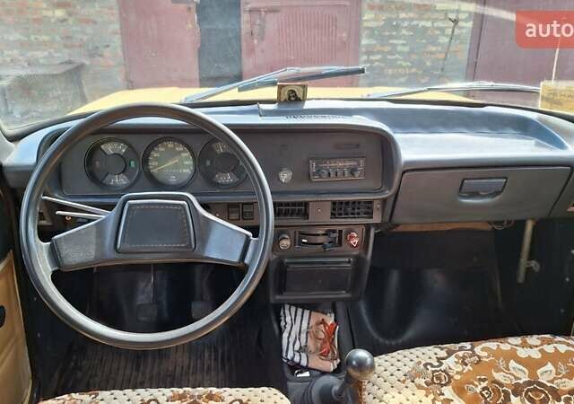 Бежевый Москвич/АЗЛК 2140, объемом двигателя 1.5 л и пробегом 75 тыс. км за 1000 $, фото 3 на Automoto.ua
