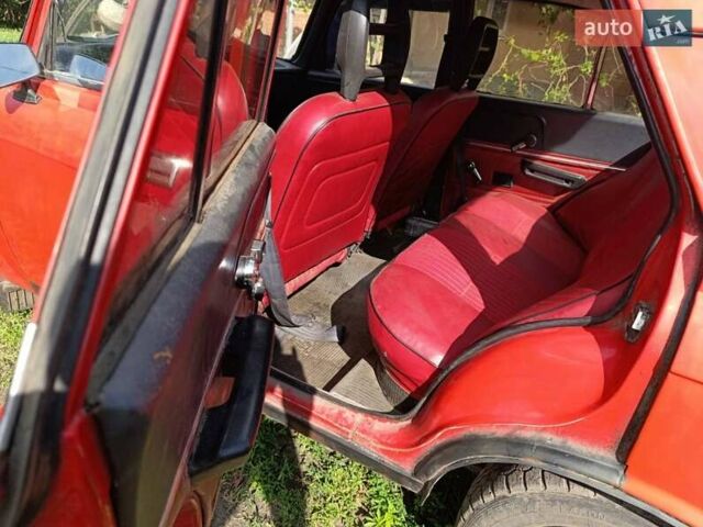 Москвич/АЗЛК 2140 1983 в Лозовой на Automoto.ua Красный Москвич/АЗЛК 2140, объемом двигателя 1.6 л и пробегом 50 тыс. км за 550 $, фото 7 на Automoto.ua