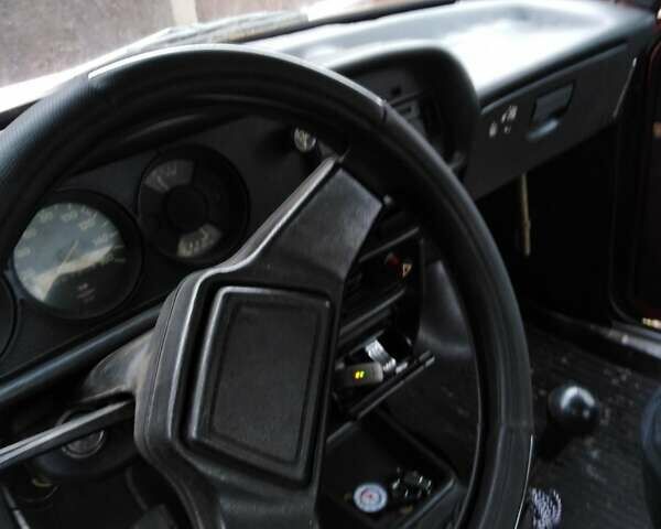 Красный Москвич/АЗЛК 2140, объемом двигателя 1.5 л и пробегом 76 тыс. км за 600 $, фото 10 на Automoto.ua