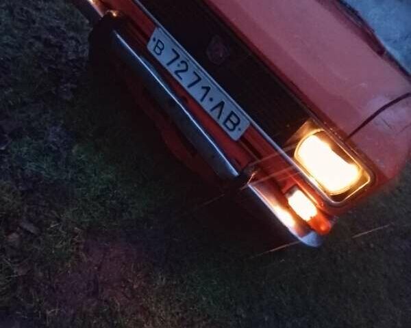 Оранжевый Москвич/АЗЛК 2140, объемом двигателя 1.5 л и пробегом 489 тыс. км за 459 $, фото 1 на Automoto.ua