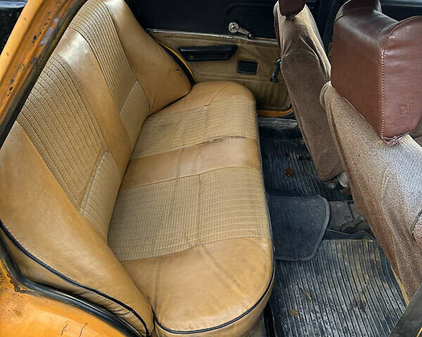 Оранжевый Москвич/АЗЛК 2140, объемом двигателя 1.5 л и пробегом 50 тыс. км за 296 $, фото 4 на Automoto.ua