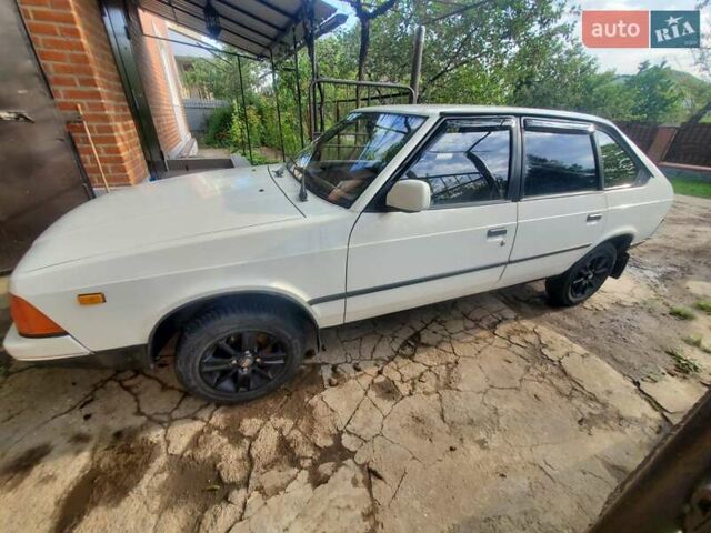 Белый Москвич/АЗЛК 2141, объемом двигателя 1.57 л и пробегом 175 тыс. км за 1500 $, фото 1 на Automoto.ua