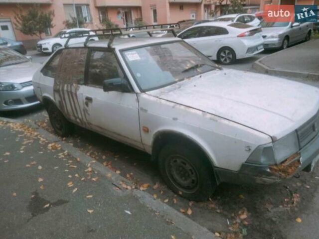 Белый Москвич/АЗЛК 2141, объемом двигателя 1.5 л и пробегом 85 тыс. км за 150 $, фото 2 на Automoto.ua