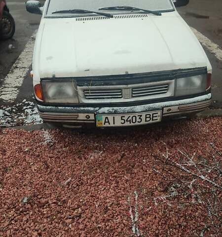 Белый Москвич/АЗЛК 2141, объемом двигателя 1.6 л и пробегом 20 тыс. км за 333 $, фото 5 на Automoto.ua