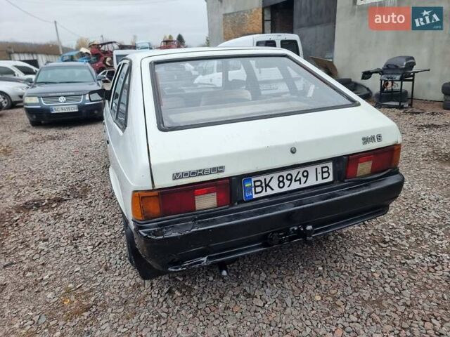 Белый Москвич/АЗЛК 2141, объемом двигателя 1.48 л и пробегом 73 тыс. км за 520 $, фото 16 на Automoto.ua