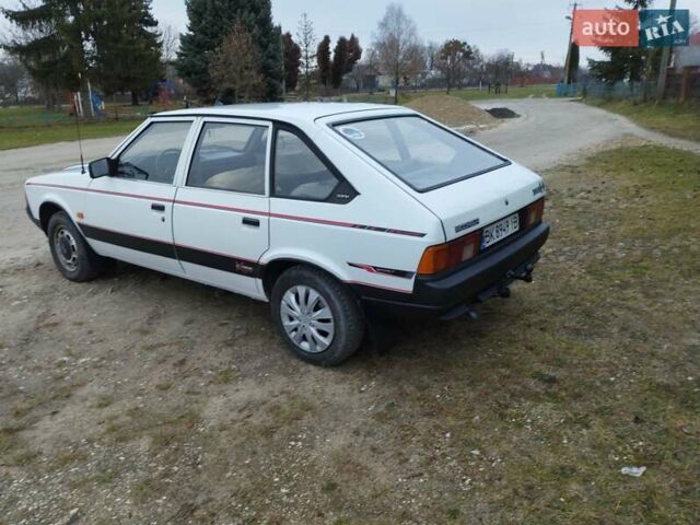 Белый Москвич/АЗЛК 2141, объемом двигателя 1.48 л и пробегом 173 тыс. км за 970 $, фото 14 на Automoto.ua