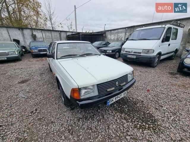 Белый Москвич/АЗЛК 2141, объемом двигателя 1.48 л и пробегом 73 тыс. км за 520 $, фото 10 на Automoto.ua