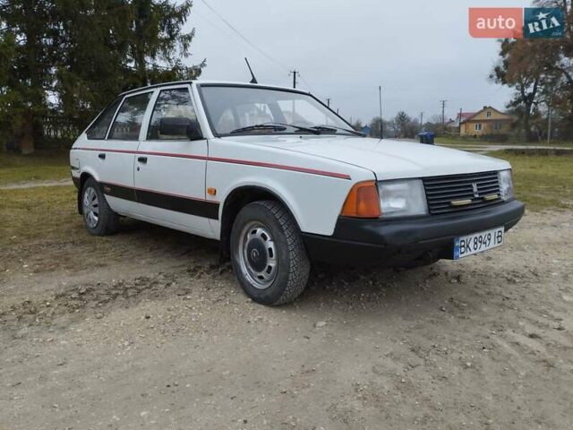 Белый Москвич/АЗЛК 2141, объемом двигателя 1.48 л и пробегом 173 тыс. км за 970 $, фото 9 на Automoto.ua
