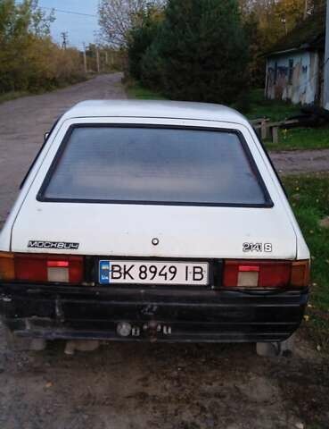 Белый Москвич/АЗЛК 2141, объемом двигателя 1.48 л и пробегом 73 тыс. км за 750 $, фото 3 на Automoto.ua