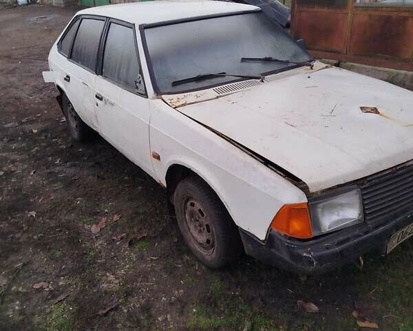 Белый Москвич/АЗЛК 2141, объемом двигателя 1.5 л и пробегом 100 тыс. км за 189 $, фото 3 на Automoto.ua