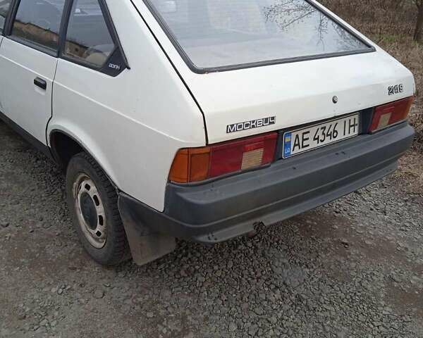 Белый Москвич/АЗЛК 2141, объемом двигателя 1.48 л и пробегом 142 тыс. км за 850 $, фото 3 на Automoto.ua
