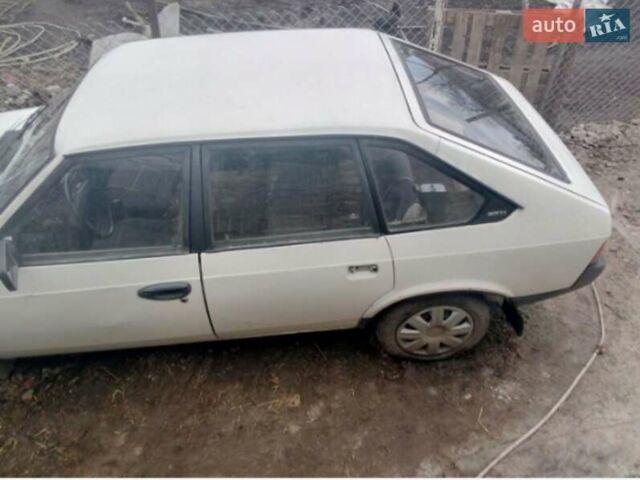 Білий Москвич/АЗЛК 2141, об'ємом двигуна 1.5 л та пробігом 143 тис. км за 200 $, фото 3 на Automoto.ua