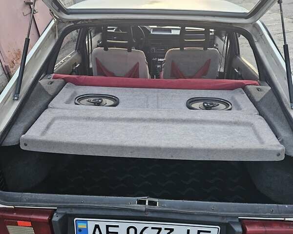 Білий Москвич/АЗЛК 2141, об'ємом двигуна 1.7 л та пробігом 160 тис. км за 700 $, фото 13 на Automoto.ua