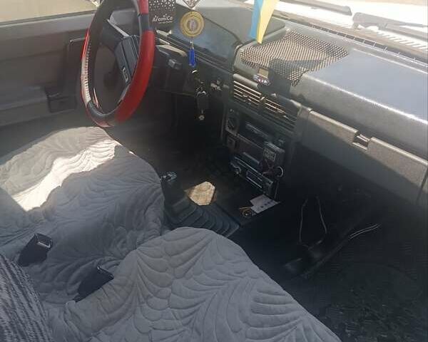 Белый Москвич/АЗЛК 2141, объемом двигателя 1.48 л и пробегом 227 тыс. км за 1200 $, фото 3 на Automoto.ua