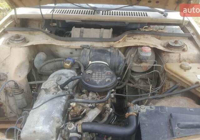 Бежевый Москвич/АЗЛК 2141, объемом двигателя 1.6 л и пробегом 115 тыс. км за 600 $, фото 6 на Automoto.ua