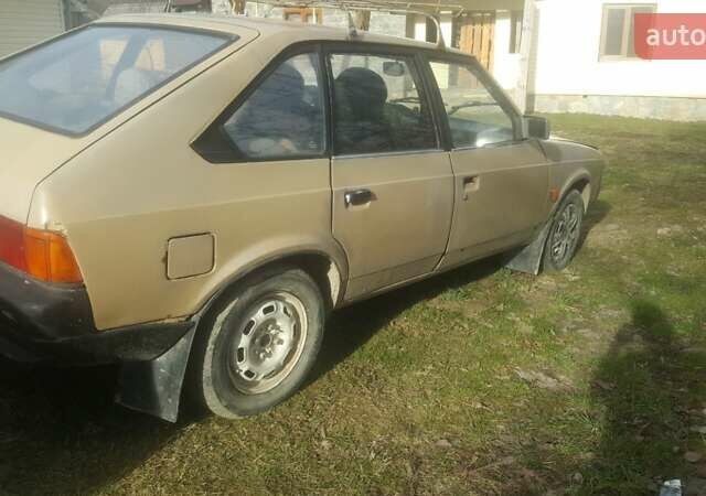 Бежевый Москвич/АЗЛК 2141, объемом двигателя 1.6 л и пробегом 115 тыс. км за 600 $, фото 1 на Automoto.ua