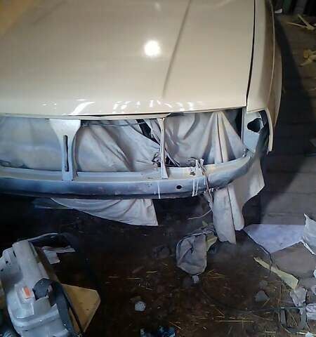 Бежевый Москвич/АЗЛК 2141, объемом двигателя 1.5 л и пробегом 255 тыс. км за 1600 $, фото 4 на Automoto.ua