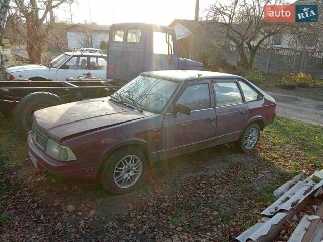 Красный Москвич/АЗЛК 2141, объемом двигателя 1.6 л и пробегом 105 тыс. км за 700 $, фото 4 на Automoto.ua