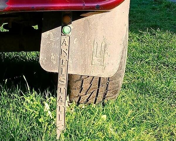 Красный Москвич/АЗЛК 2141, объемом двигателя 1.5 л и пробегом 110 тыс. км за 720 $, фото 4 на Automoto.ua