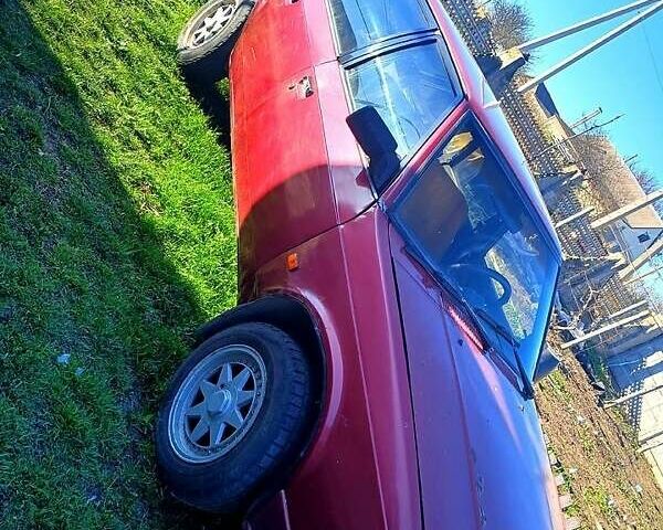 Красный Москвич/АЗЛК 2141, объемом двигателя 1.5 л и пробегом 110 тыс. км за 720 $, фото 2 на Automoto.ua