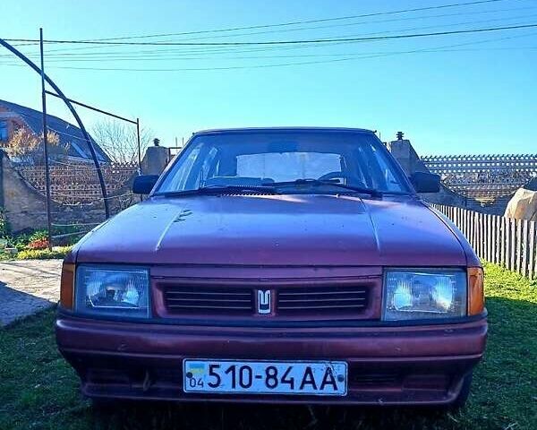 Красный Москвич/АЗЛК 2141, объемом двигателя 1.5 л и пробегом 110 тыс. км за 720 $, фото 6 на Automoto.ua