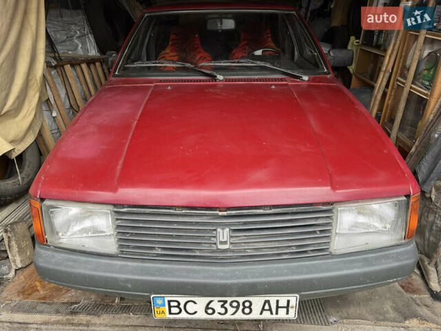 Красный Москвич/АЗЛК 2141, объемом двигателя 1.5 л и пробегом 125 тыс. км за 800 $, фото 1 на Automoto.ua
