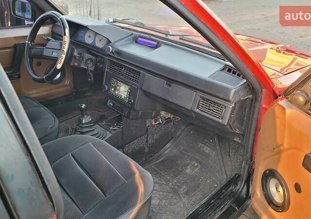 Красный Москвич/АЗЛК 2141, объемом двигателя 1.48 л и пробегом 178 тыс. км за 2500 $, фото 19 на Automoto.ua
