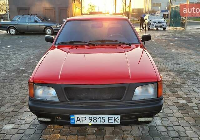 Красный Москвич/АЗЛК 2141, объемом двигателя 1.48 л и пробегом 178 тыс. км за 2500 $, фото 7 на Automoto.ua