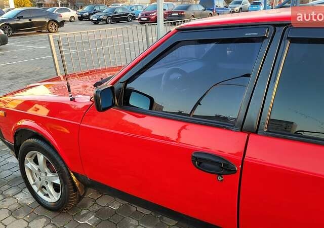 Красный Москвич/АЗЛК 2141, объемом двигателя 1.48 л и пробегом 178 тыс. км за 2500 $, фото 13 на Automoto.ua