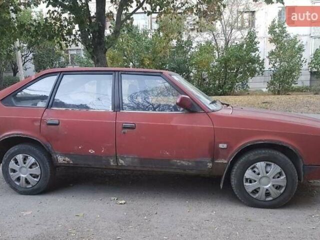 Красный Москвич/АЗЛК 2141, объемом двигателя 1.7 л и пробегом 200 тыс. км за 500 $, фото 1 на Automoto.ua