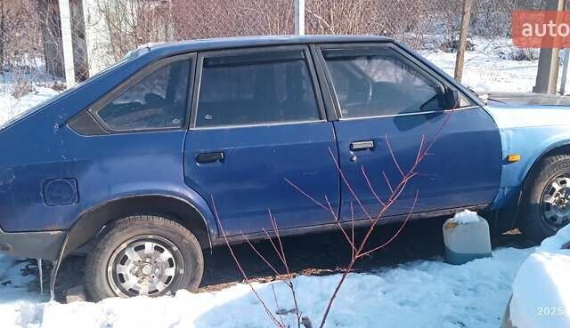Москвич/АЗЛК 2141, объемом двигателя 1.8 л и пробегом 330 тыс. км за 500 $, фото 4 на Automoto.ua