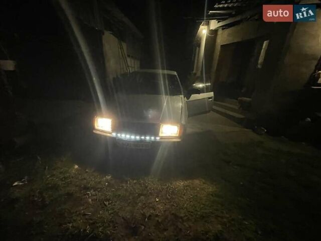 Серый Москвич/АЗЛК 2141, объемом двигателя 0 л и пробегом 200 тыс. км за 1400 $, фото 1 на Automoto.ua