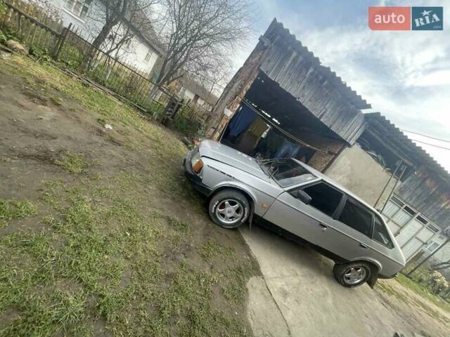 Серый Москвич/АЗЛК 2141, объемом двигателя 0 л и пробегом 200 тыс. км за 1400 $, фото 3 на Automoto.ua