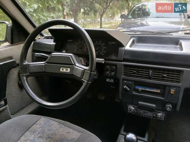 Синий Москвич/АЗЛК 2141, объемом двигателя 1.5 л и пробегом 120 тыс. км за 1000 $, фото 1 на Automoto.ua