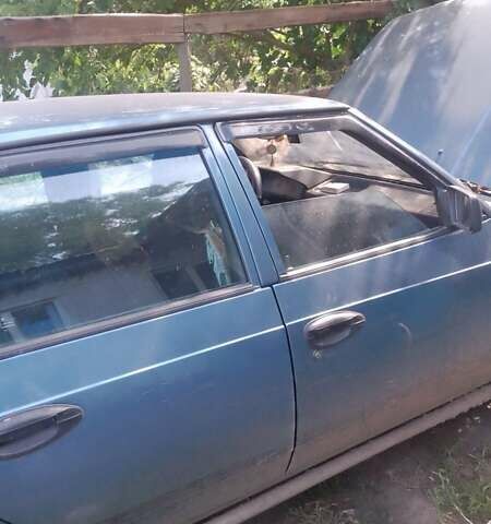 Синий Москвич/АЗЛК 2141, объемом двигателя 1.48 л и пробегом 150 тыс. км за 915 $, фото 5 на Automoto.ua