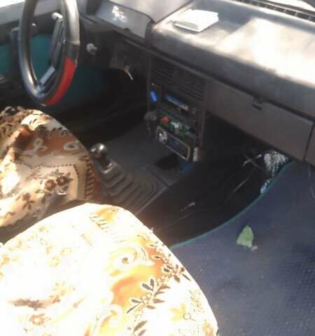 Синий Москвич/АЗЛК 2141, объемом двигателя 1.48 л и пробегом 150 тыс. км за 915 $, фото 7 на Automoto.ua