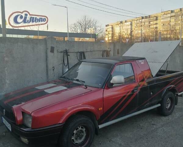 Красный Москвич/АЗЛК 2335, объемом двигателя 1.48 л и пробегом 50 тыс. км за 850 $, фото 1 на Automoto.ua