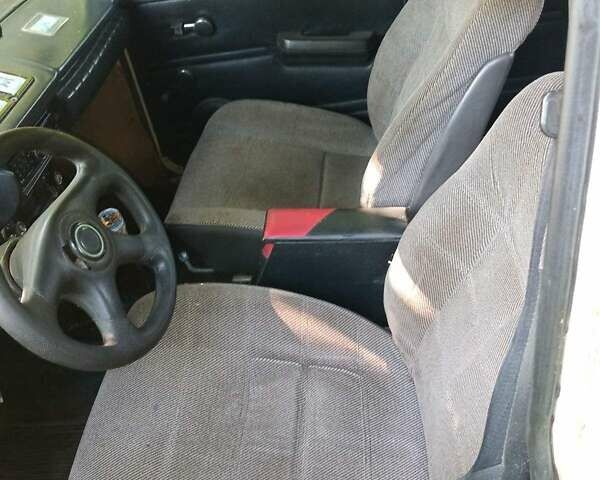 Бежевый Москвич/АЗЛК 412, объемом двигателя 1.5 л и пробегом 100 тыс. км за 550 $, фото 5 на Automoto.ua