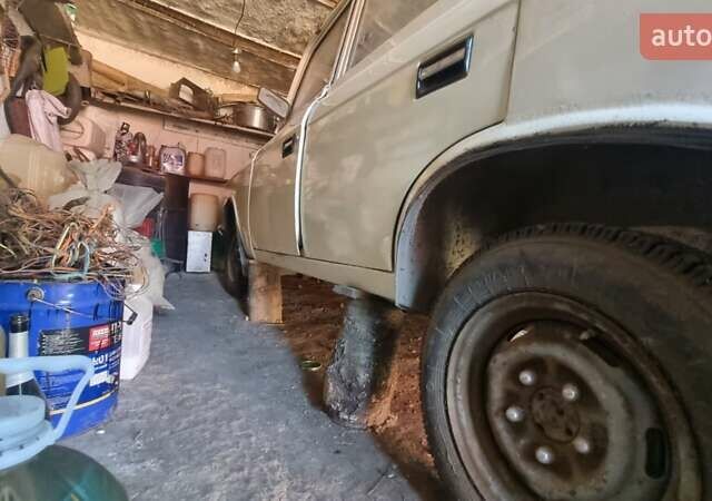 Бежевый Москвич/АЗЛК 412, объемом двигателя 1.5 л и пробегом 40 тыс. км за 431 $, фото 6 на Automoto.ua