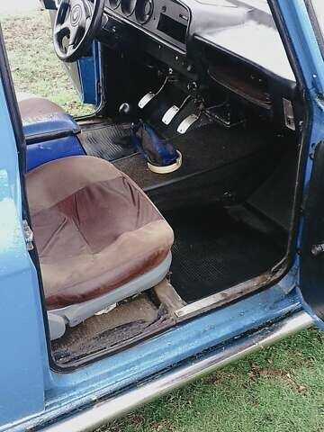 Синий Москвич/АЗЛК 412, объемом двигателя 1.5 л и пробегом 1000 тыс. км за 399 $, фото 4 на Automoto.ua