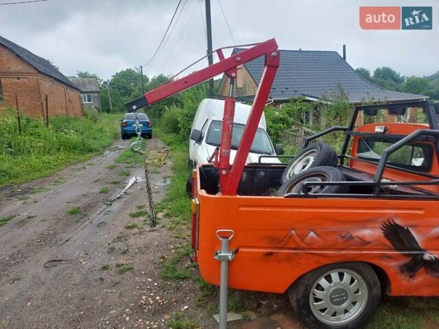 Помаранчевий Москвич/АЗЛК 412, об'ємом двигуна 1.7 л та пробігом 220 тис. км за 2000 $, фото 3 на Automoto.ua