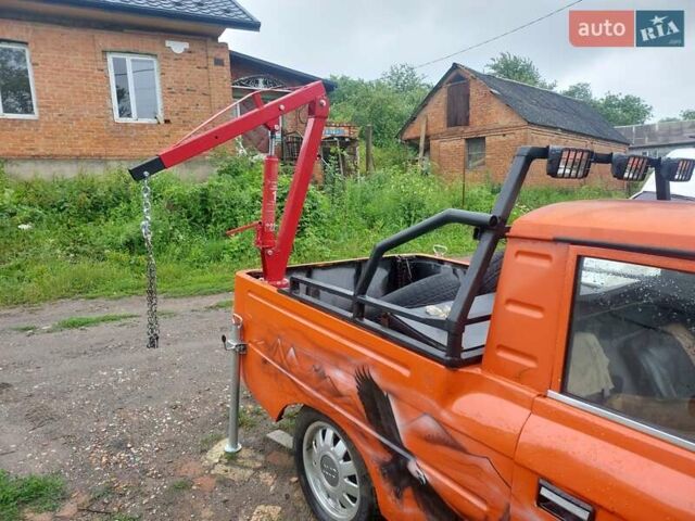 Помаранчевий Москвич/АЗЛК 412, об'ємом двигуна 1.7 л та пробігом 220 тис. км за 2000 $, фото 2 на Automoto.ua