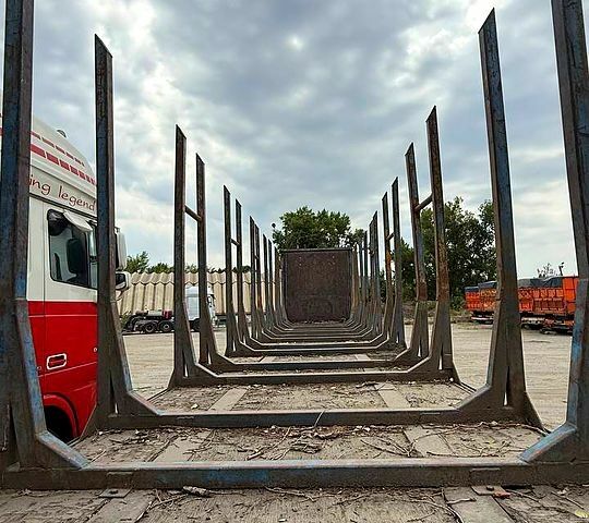 Напівпричіп С330, об'ємом двигуна 0 л та пробігом 0 тис. км за 6500 $, фото 1 на Automoto.ua