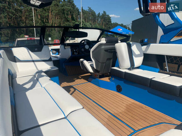 Nautique Super Air Nautique, об'ємом двигуна 6.2 л та пробігом 100 тис. км за 135000 $, фото 8 на Automoto.ua