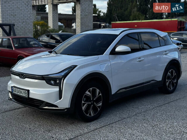 Белый Neta U 500, объемом двигателя 0 л и пробегом 60 тыс. км за 18999 $, фото 2 на Automoto.ua