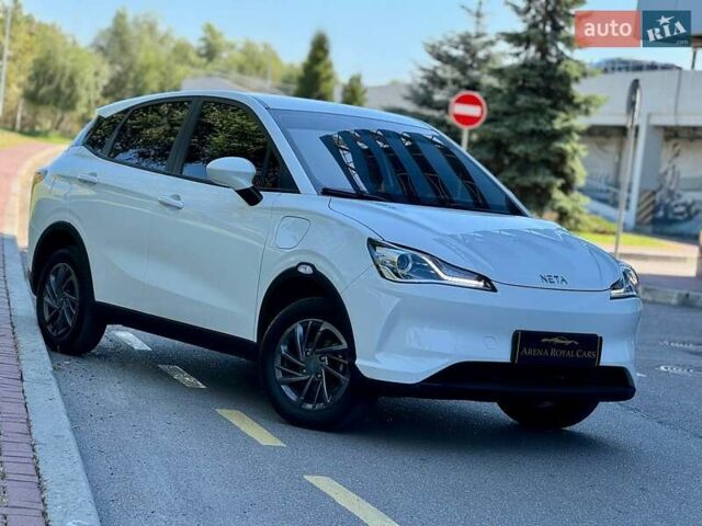 Белый Neta V, объемом двигателя 0 л и пробегом 35 тыс. км за 14800 $, фото 2 на Automoto.ua