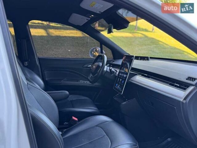 Белый Neta V, объемом двигателя 0 л и пробегом 35 тыс. км за 14800 $, фото 24 на Automoto.ua