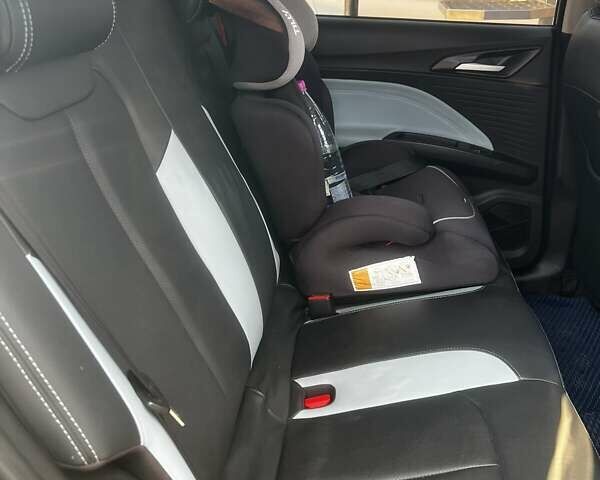 Серый Neta V, объемом двигателя 0 л и пробегом 57 тыс. км за 12000 $, фото 14 на Automoto.ua