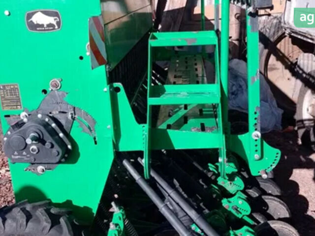 Nicolas Mavako Mahes 3000, объемом двигателя 0 л и пробегом 0 тыс. км за 7158 $, фото 7 на Automoto.ua